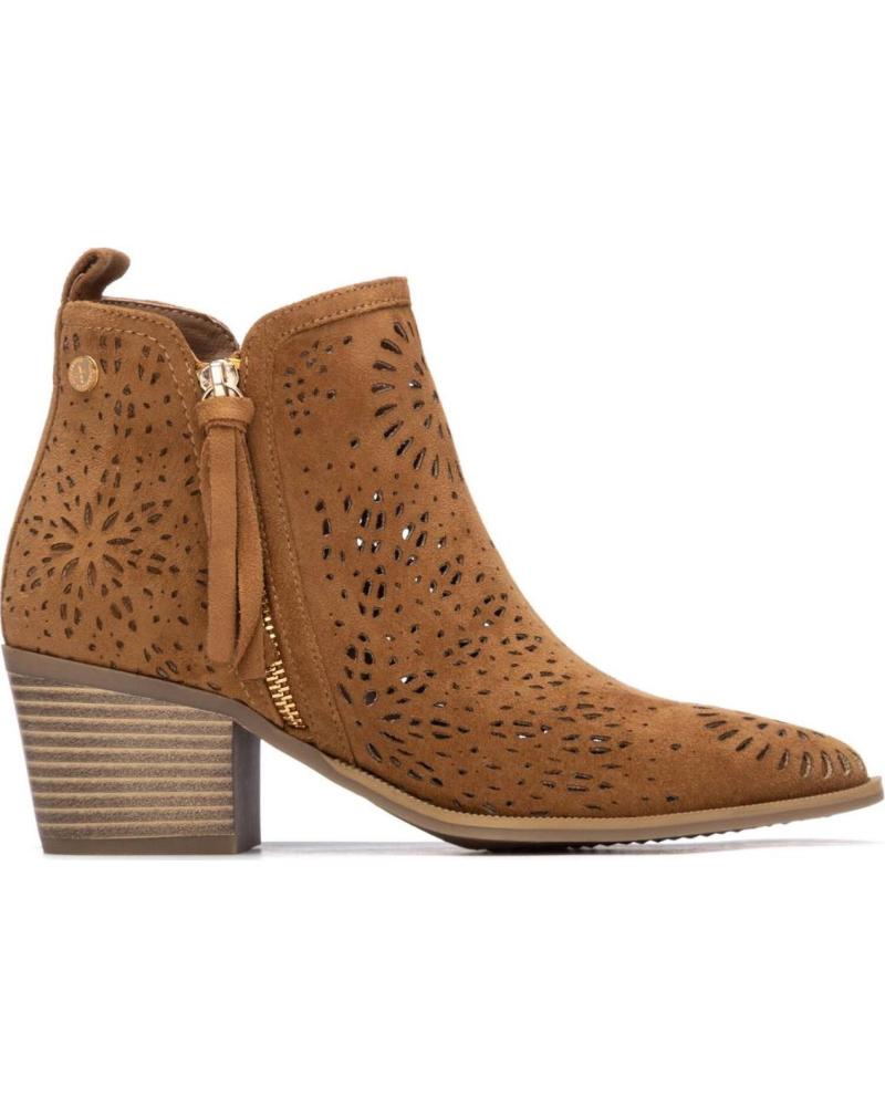 BOTINES CAMPEROS XTI CON PERFORACIONES CAMEL MARRóN