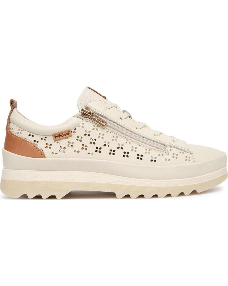 ZAPATILLAS PIKOLINOS 6841C1 CON CALADOS BLANCO