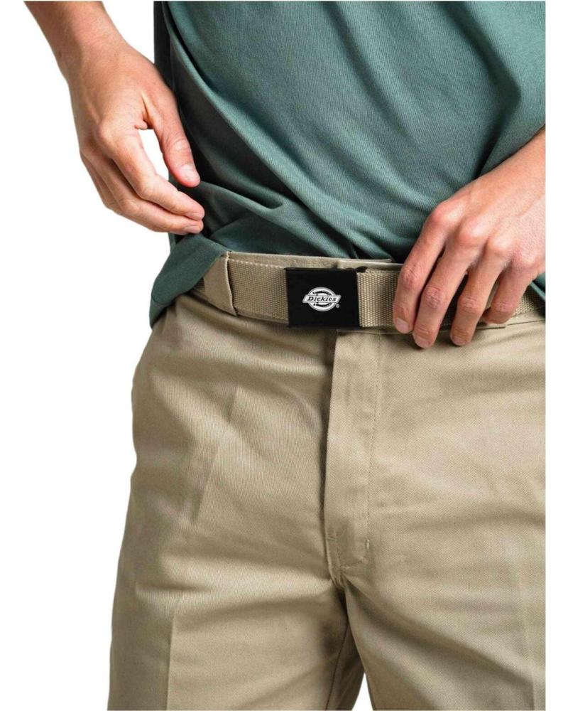 CINTURÓN DICKIES ORCUTT UNISEX KHAKI CON HEBILLA NEGRA