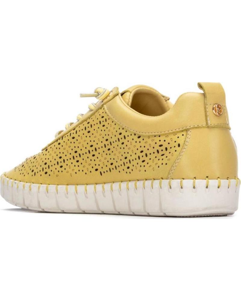 CARMELA ZAPATILLAS CARMELA MUJER AMARILLAS MODELO 163099 AMARILLO