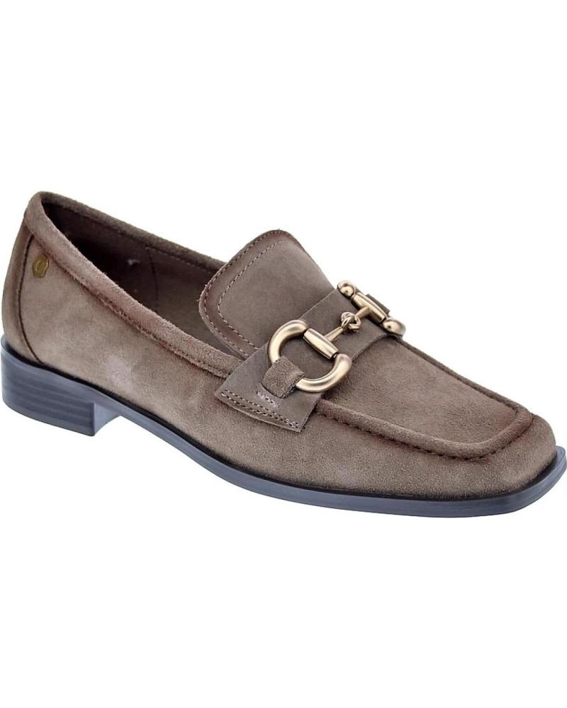 Zapatos de Mujer CARMELA MOCASINES DE MUJER CARMELA EN ANTE MARRÓN CON HEBILLA DORADA TAUPE