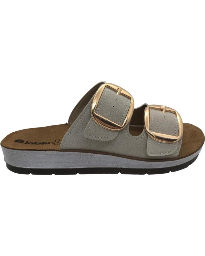 INBLU SANDALIA DE MUJER INBLU ESTILO CHANCLA CP000061 HIELO CON HEBILLAS DORADAS HIELO