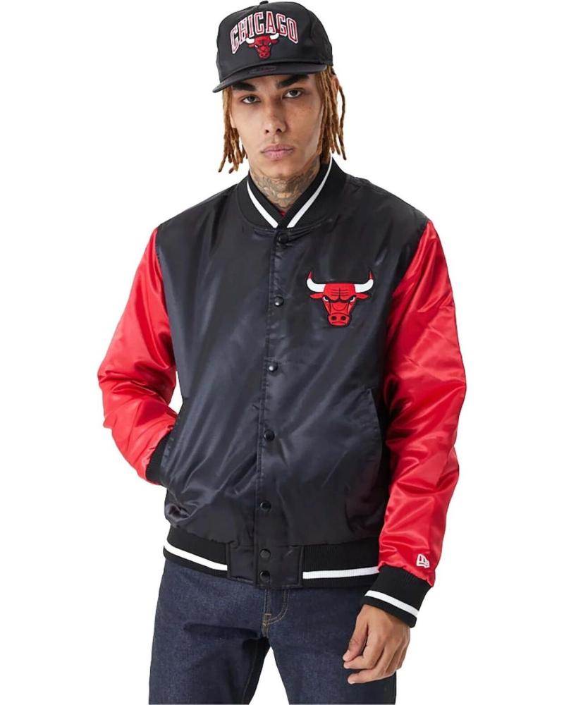 NEW ERA CHAQUETA LETTERMAN NEW ERA NBA CHICAGO BULLS PARA HOMBRE NEGRO