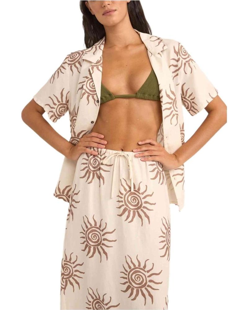 RHYTHM BLUSA RHYTHM DE MANGA CORTA CON ESTAMPADO DE SOL PARA MUJER MARRON