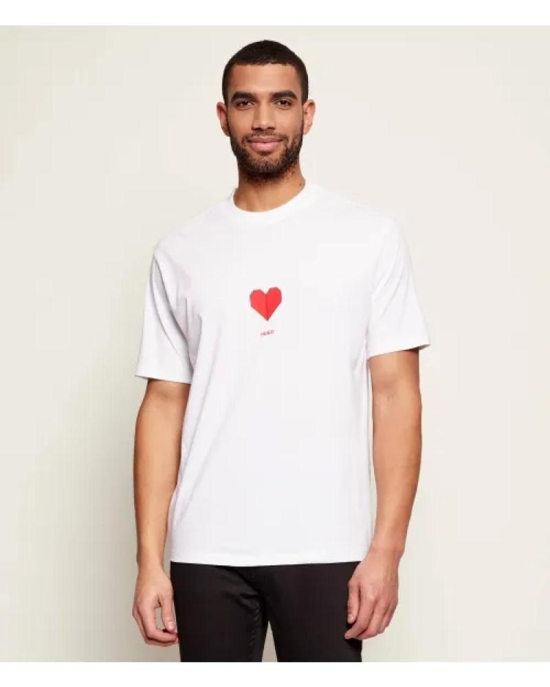HUGO BOSS CAMISETA HUGO BOSS CON GRÁFICO DE CORAZONES BLANCO