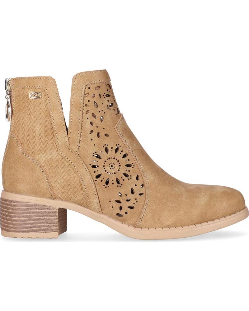 CHIKA10 BOTINES RAMBLA CON CALADOS Y TACÓN BLOQUE CUERO-TAN