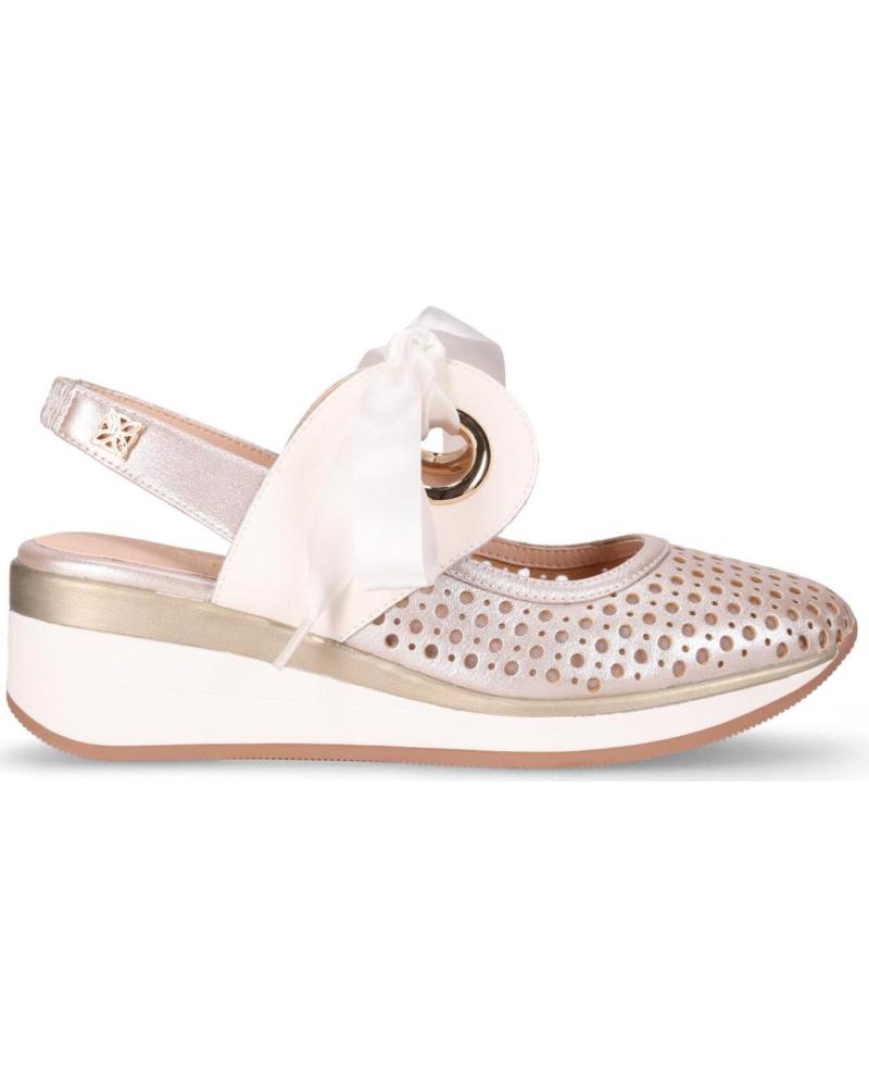 CHIKA10 SANDALIA SAUCE CON DETALLE DE LAZO Y PLATAFORMA PLATINO-LG GOLD