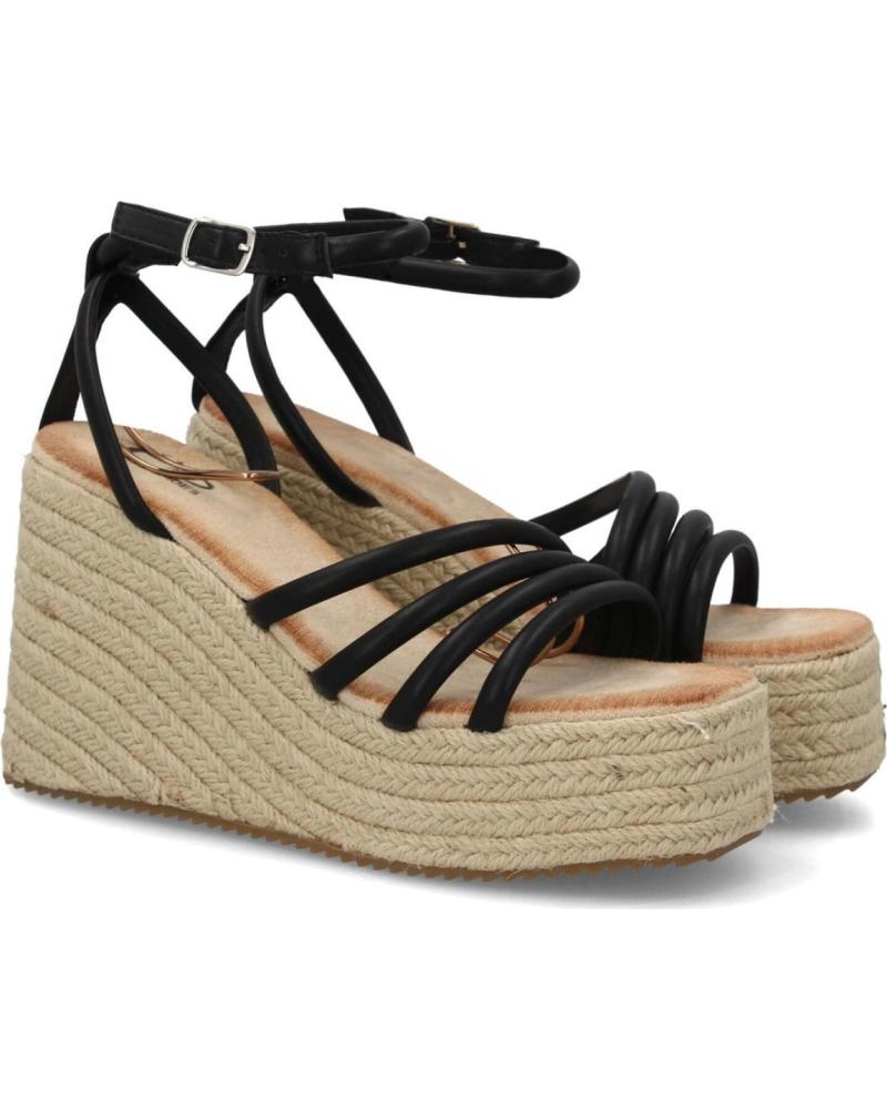 SPORT3PUNTO0 SANDALIA DE PLATAFORMA CON CIERRE DE HEBILLA VARIOS COLORES