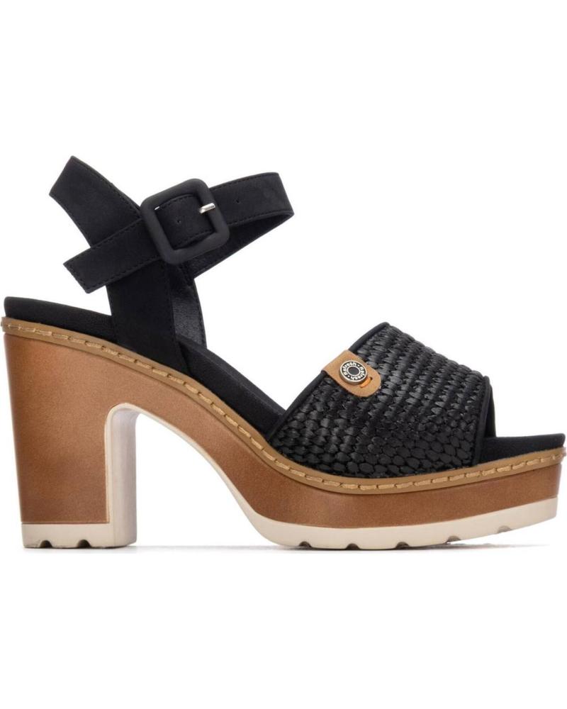 REFRESH SANDALIA CON PLATAFORMA Y TACÓN EFECTO MADERA NEGRO