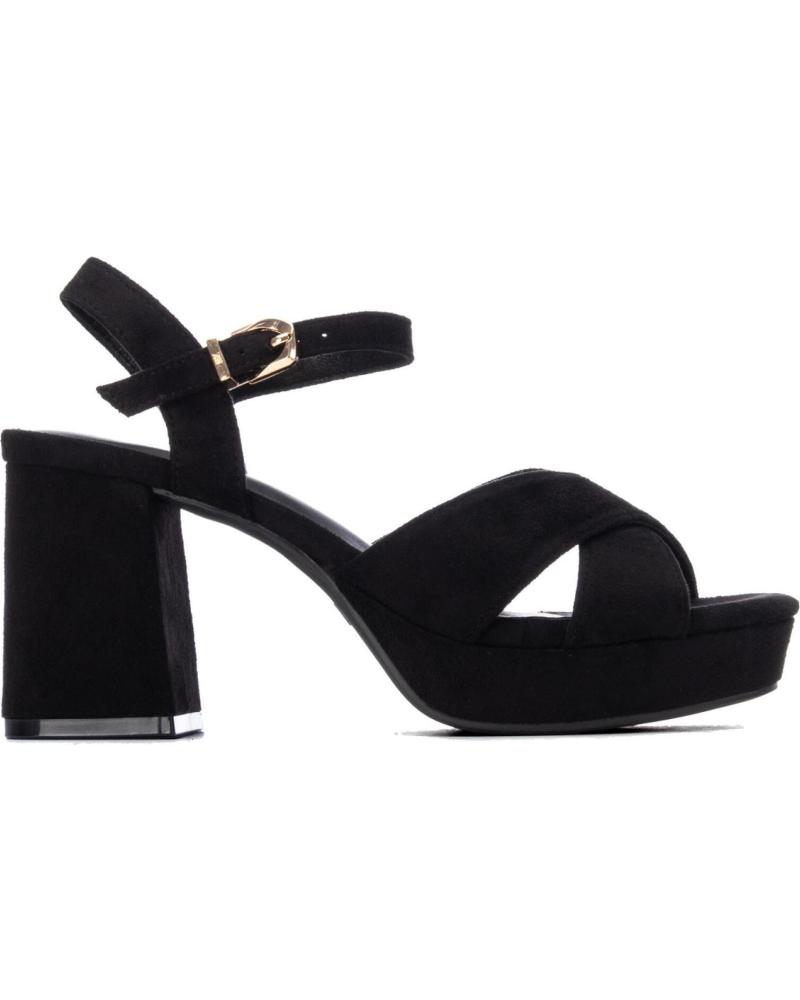 XTI SANDALIAS DE TACÓN BLOQUE CON TIRAS CRUZADAS NEGRO