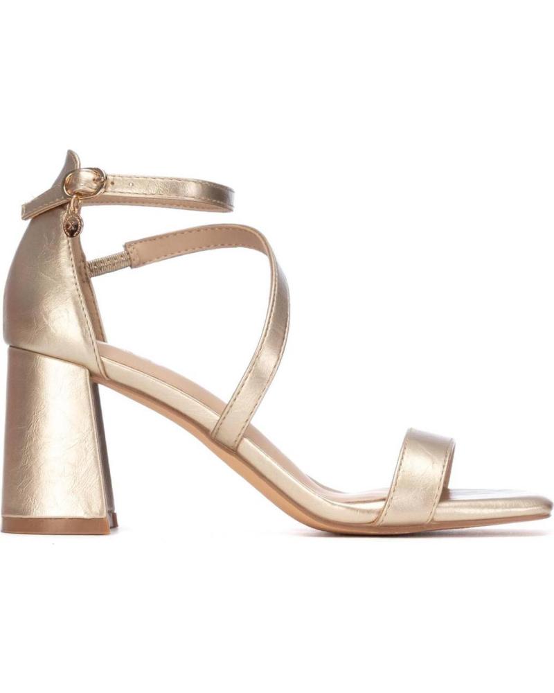 XTI SANDALIA DE TACÓN 6 CM CON TIRAS CRUZADAS XTI VARIOS COL