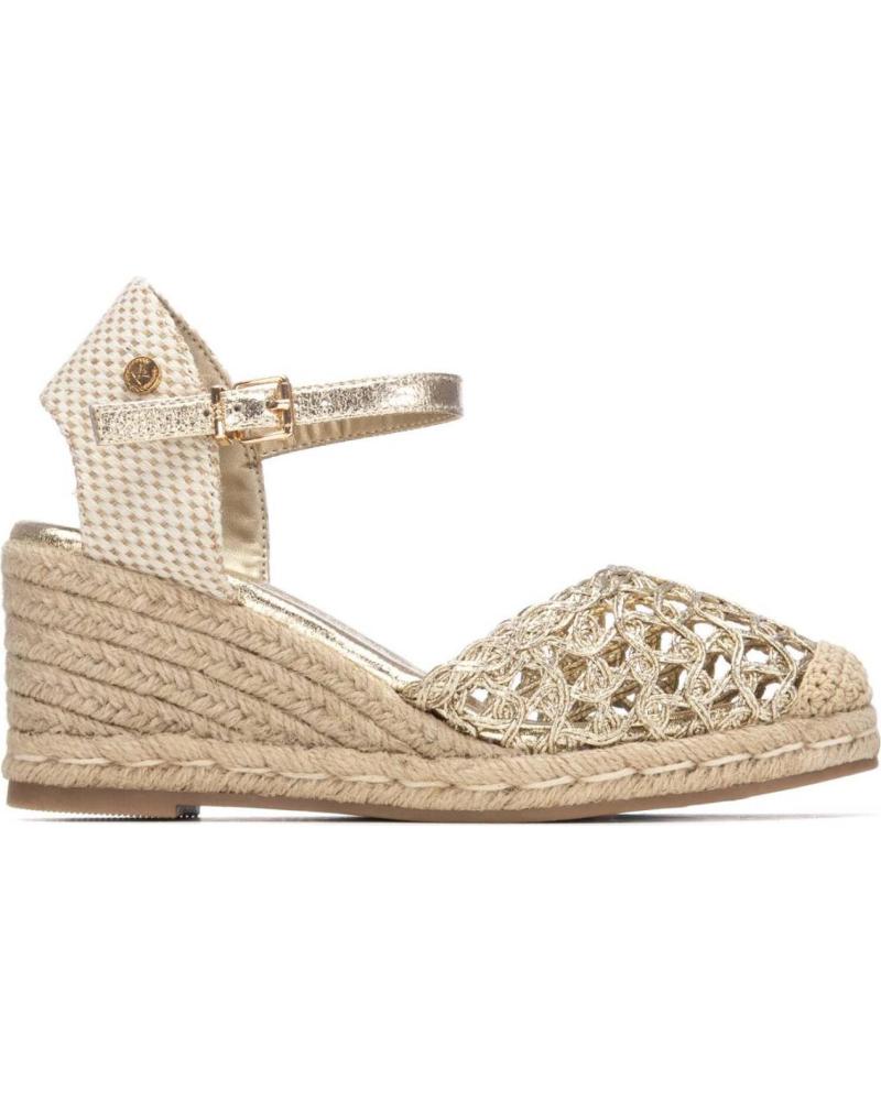 XTI SANDALIA CUÑA XTI 145339 EFECTO TRENZADO ORO