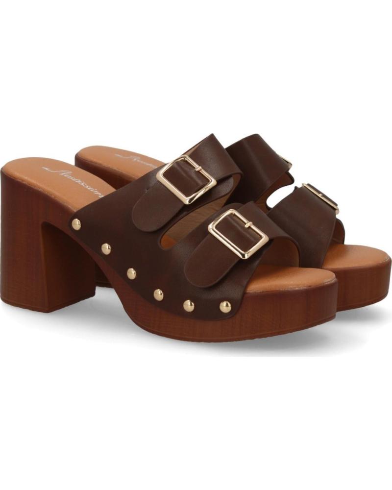 SPORT3PUNTO0 ZUECOS DE TACÓN CON HEBILLAS Y TACHUELAS VARIOS COLORES