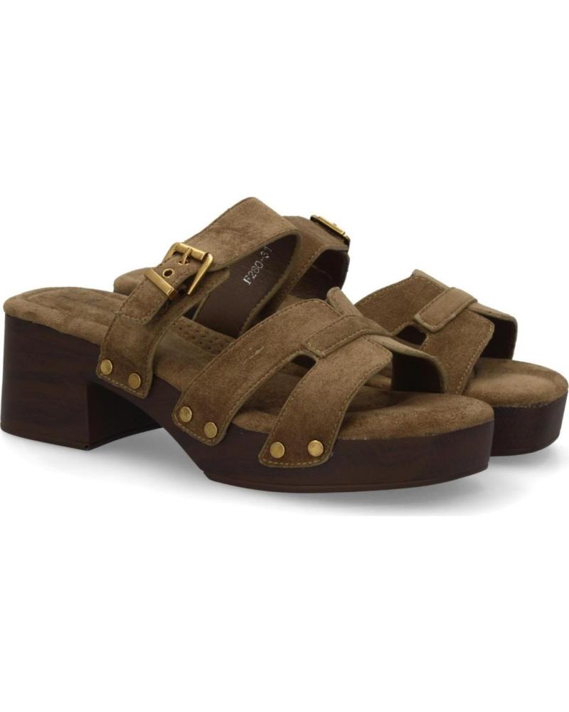 SPORT3PUNTO0 ZUECOS ESTILO CLOG CON HEBILLA Y ACABADO EN ANTE VARIOS COLORES