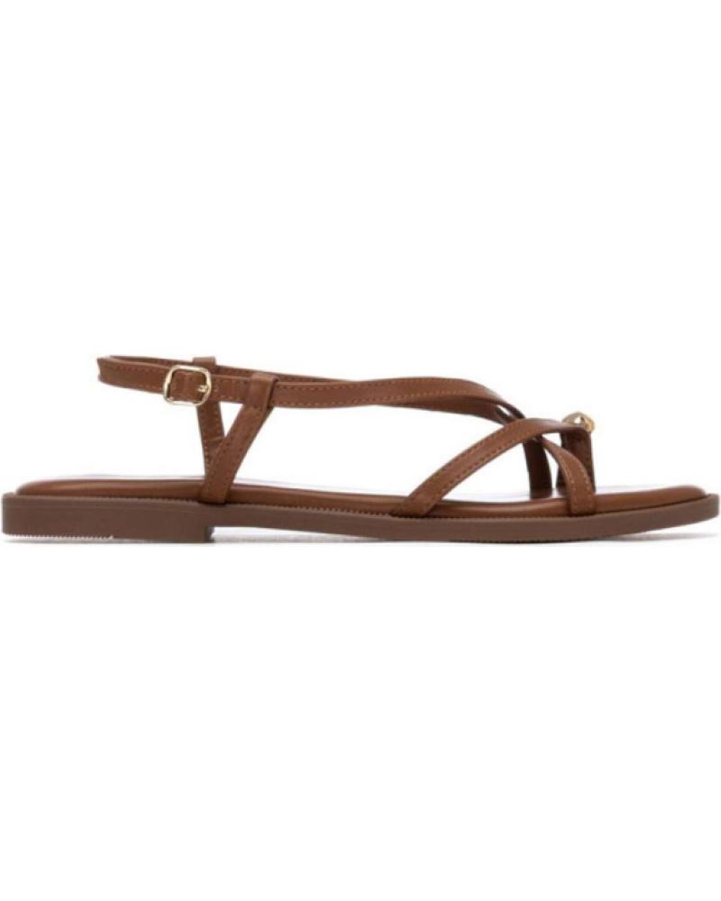 XTI SANDALIAS PLANAS 145358 CAMEL