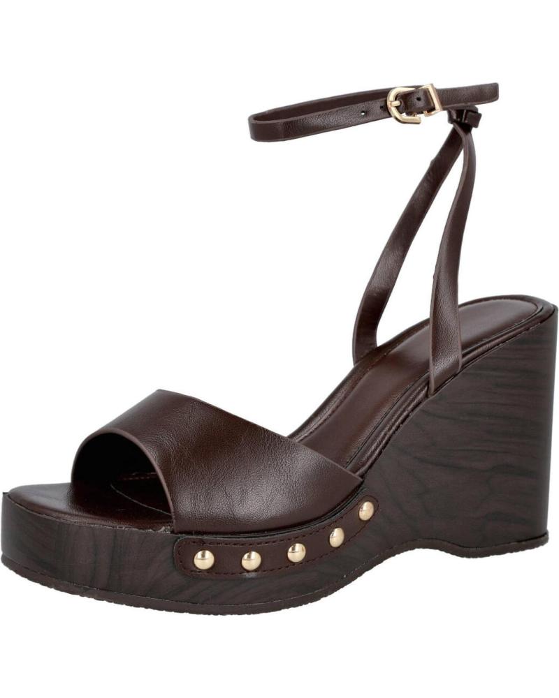 BUBBLE BOBBLE SANDALIAS DE CUNA DM510 CON DETALLE DE TACHUELAS MARRON