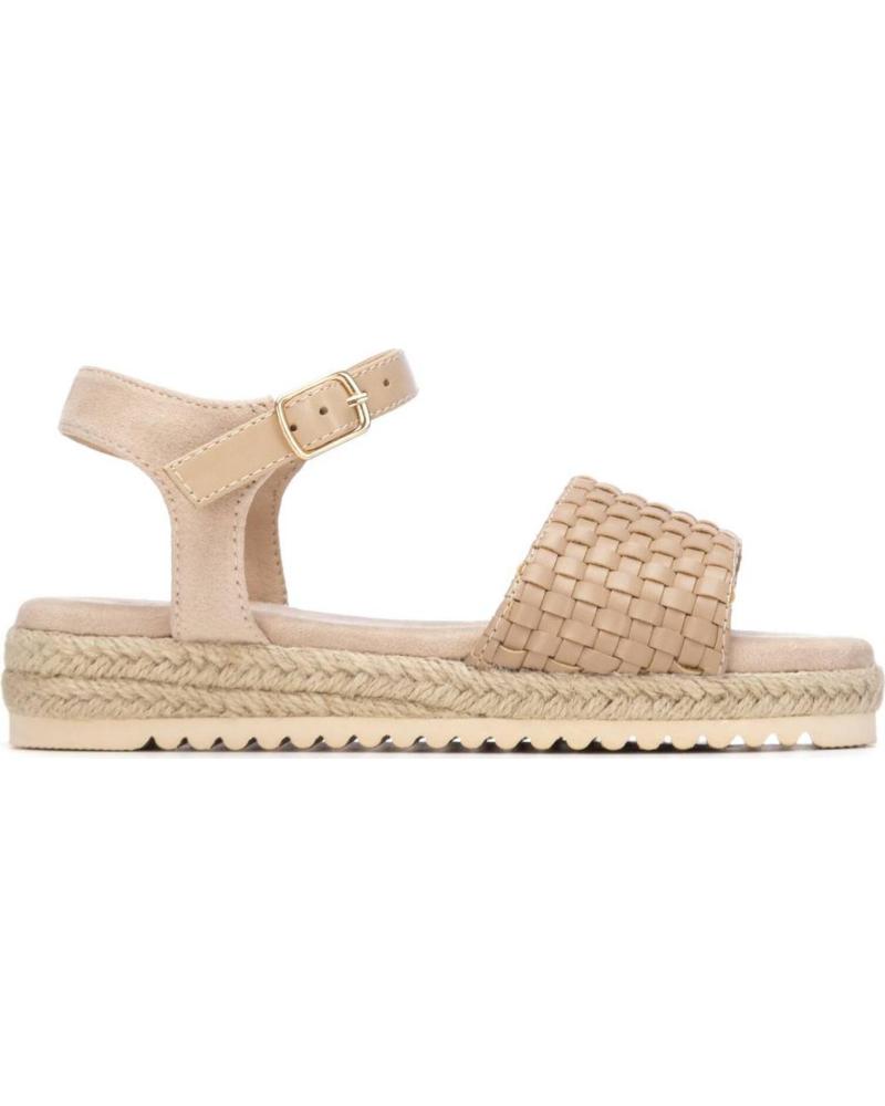 XTI SANDALIA PLATAFORMA CON TIRA TRENZADA 153140 BEIGE