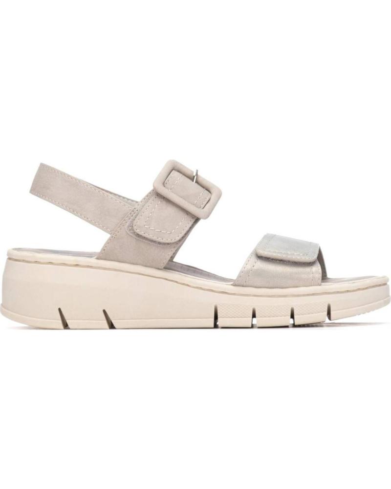SANDALIAS XTI 145396 CON PLATAFORMA PLATEADO