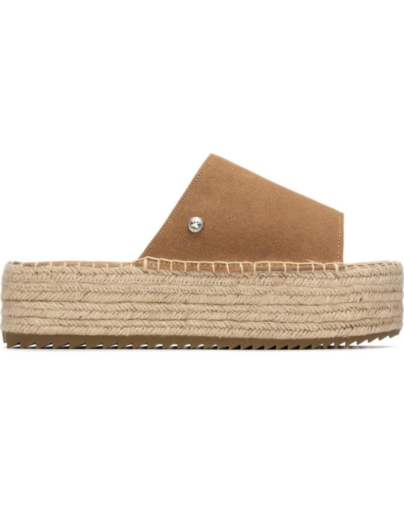 XTI SANDALIAS PLATAFORMA CON SUELA DE YUTE MARRóN