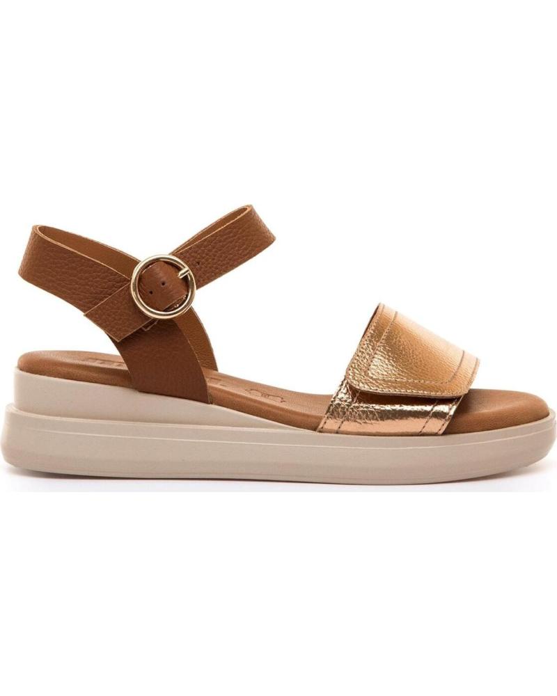 MTNG SANDALIA PLATAFORMA CON HEBILLA MTNG 56435 MARRóN