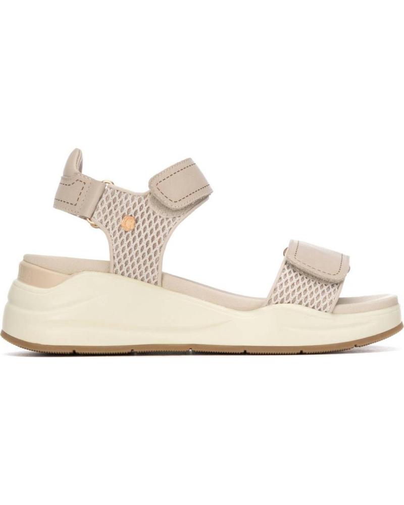 CARMELA SANDALIA PLATAFORMA CON CIERRES DE VELCRO BEIGE