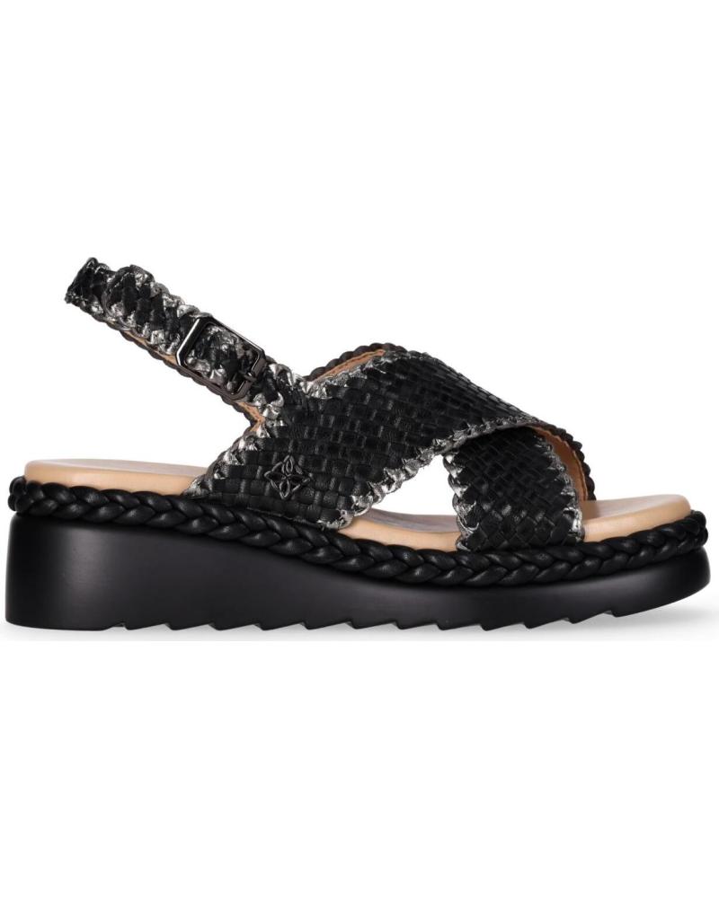 CHIKA10 SANDALIA DE CUÑA CON TIRAS CRUZADAS Y CIERRE DE HEBILLA NEGRO-BLACK