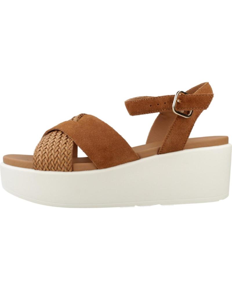 GEOX SANDALIAS XAND 2 CON PLATAFORMA Y TIRAS CRUZADAS C6001