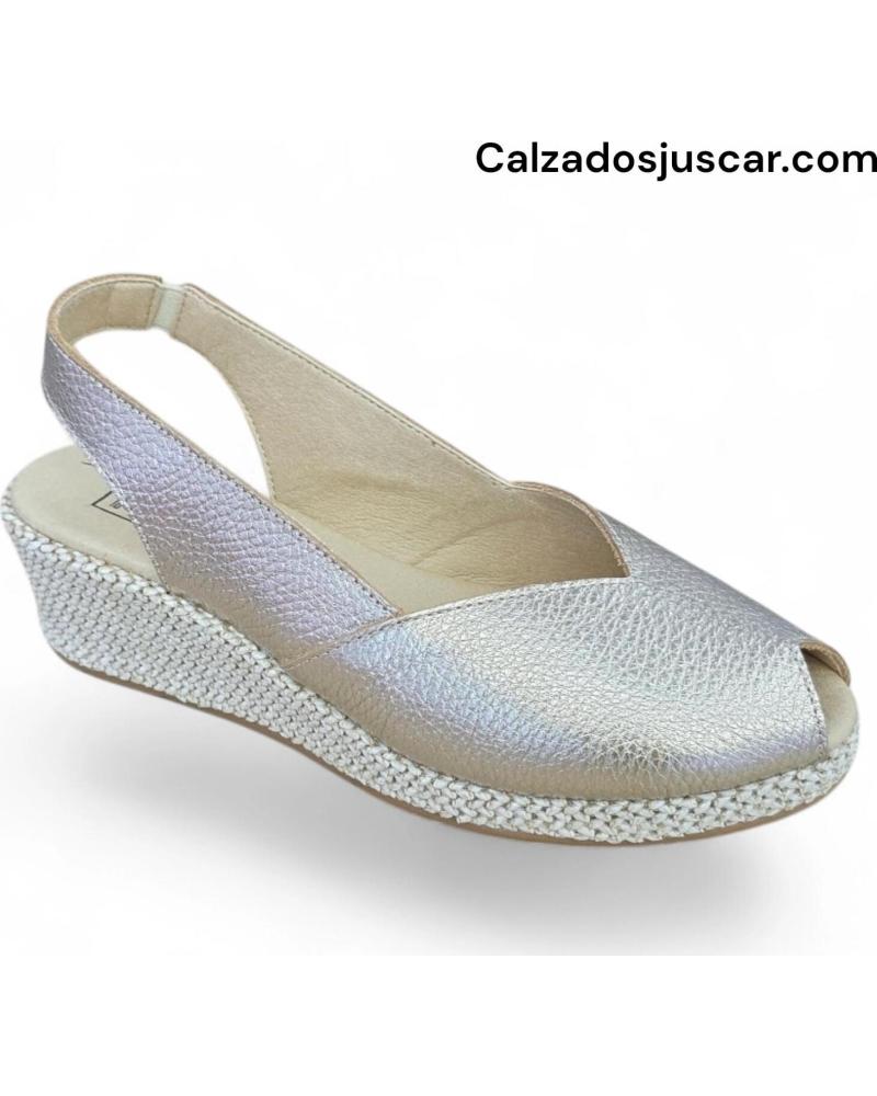 PITILLOS SANDALIA CON CUÑA DE ESPARTO Y ACABADO METALIZADO VARIOS COL