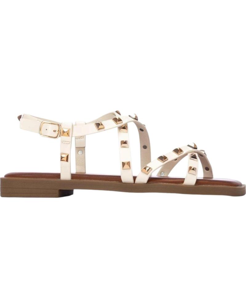 XTI SANDALIA PLANA CON TACHUELAS XTI 145150 HIELO