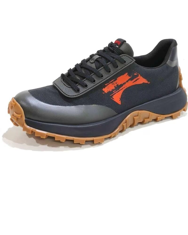 Zapatillas Camper Drift Trail K101077-001 con Emblema y Suela Caramelo Negro